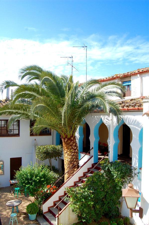 Hostal L'Estrella Palafrugell Exterior foto