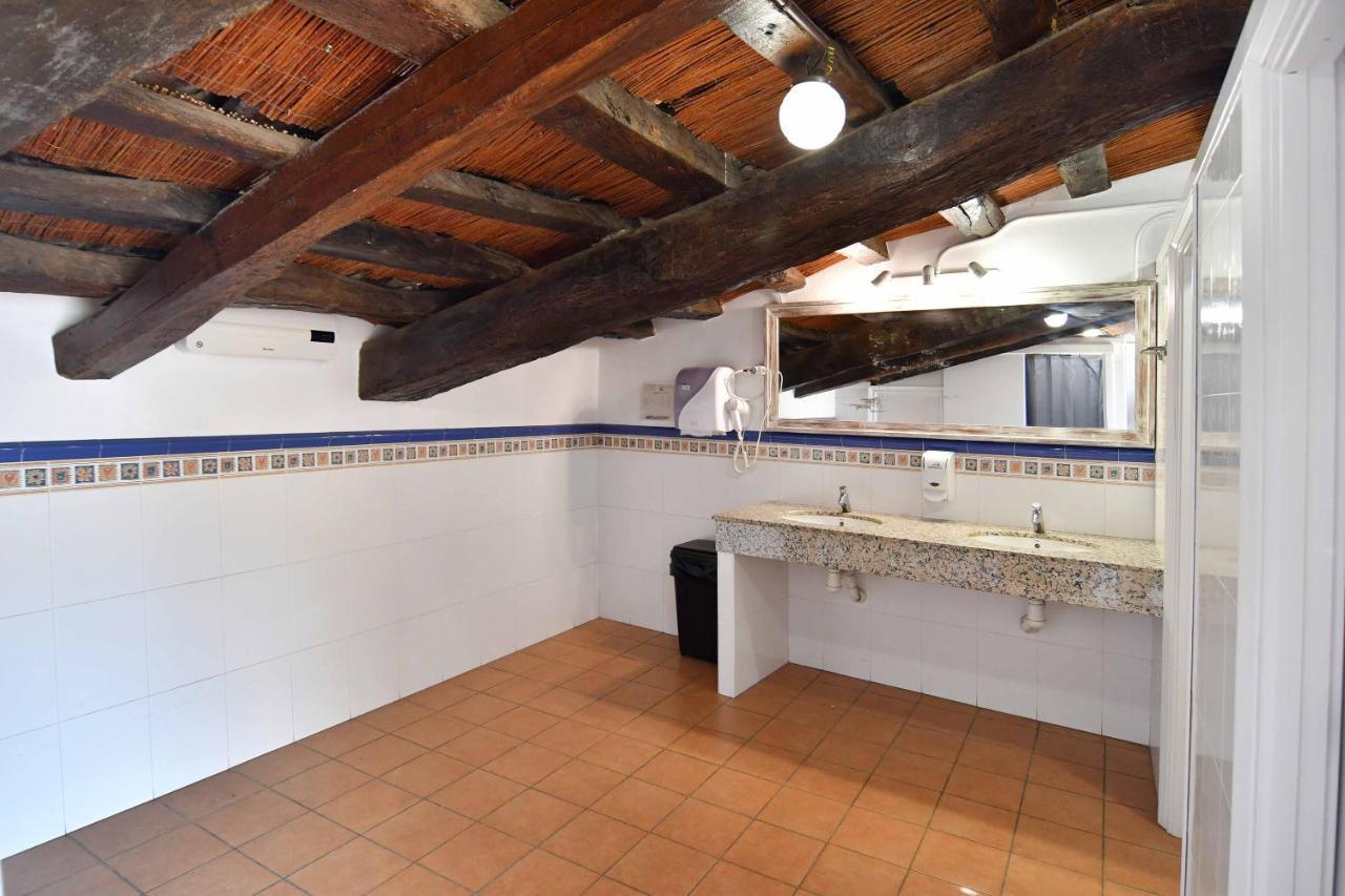 Hostal L'Estrella Palafrugell Exterior foto