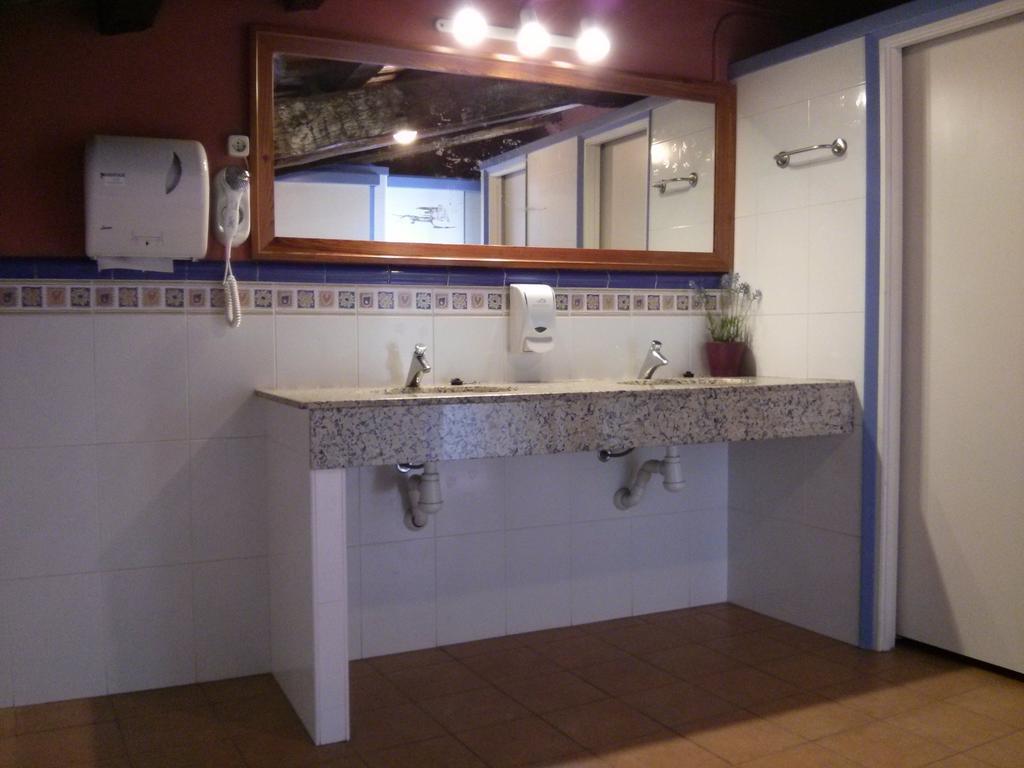 Hostal L'Estrella Palafrugell Habitación foto